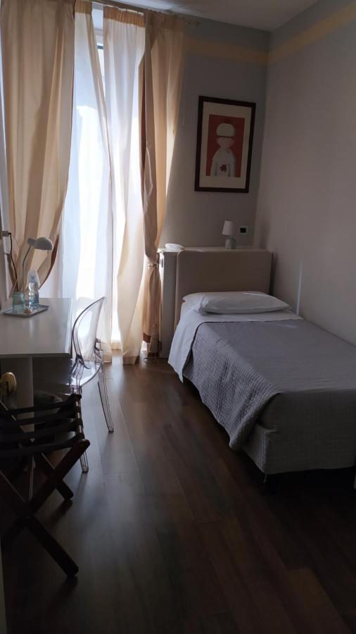Albergo Moderno لوكا المظهر الخارجي الصورة